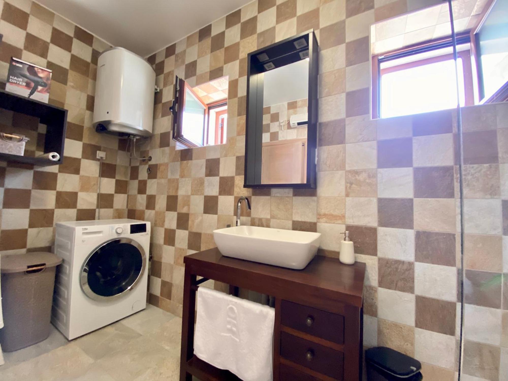 Fiumera Kotor Apartment Luaran gambar