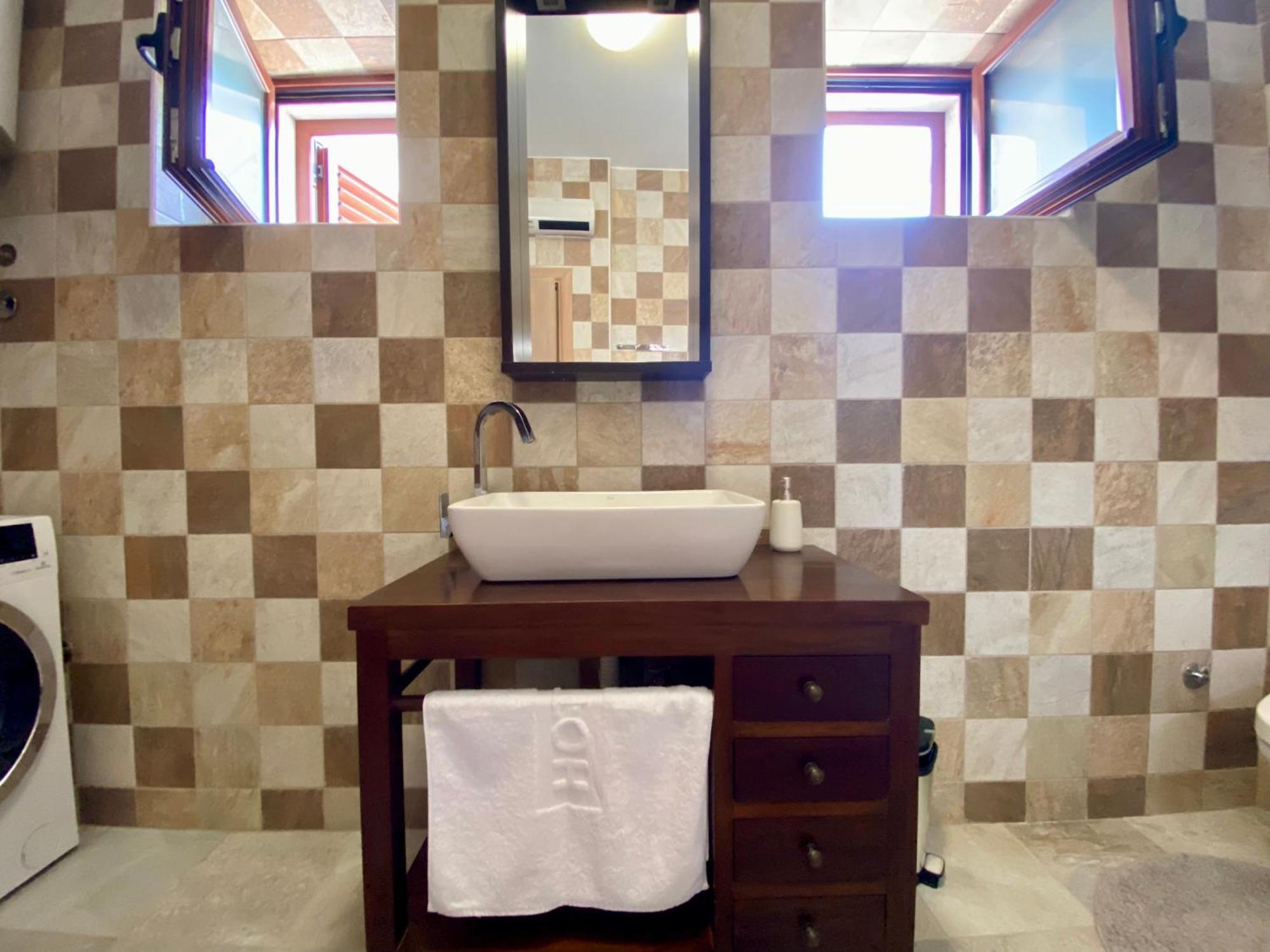 Fiumera Kotor Apartment Luaran gambar